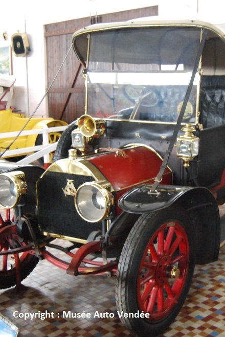 1908 - Motobloc Type N 4 cylindres semi-culbuté